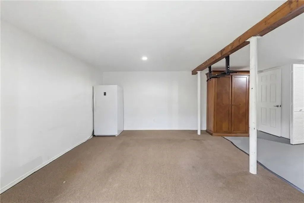 173 Hopkins Hill Road Coventry RI 02816