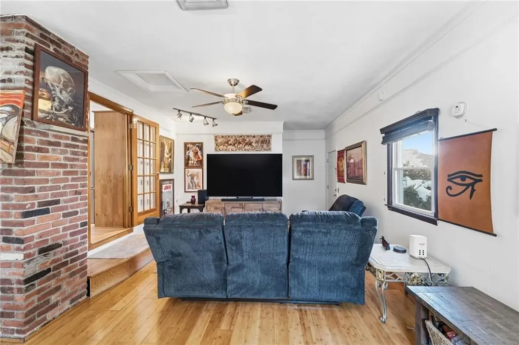 173 Hopkins Hill Road Coventry RI 02816