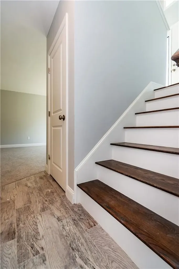 21 Carlson Circle West Warwick RI 02816