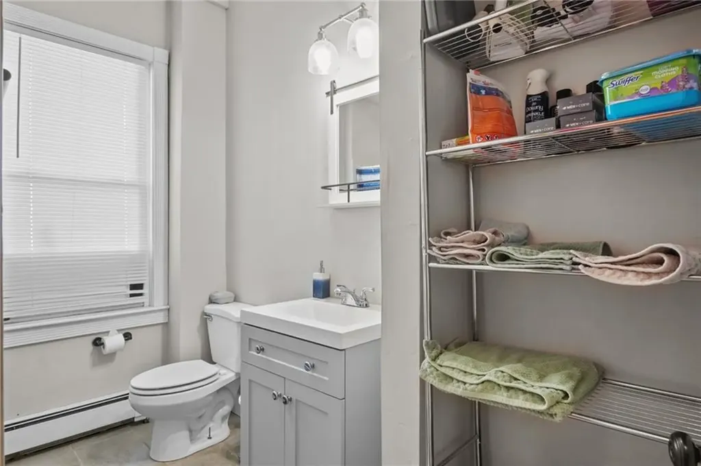 98 Andem Street Providence RI 02909