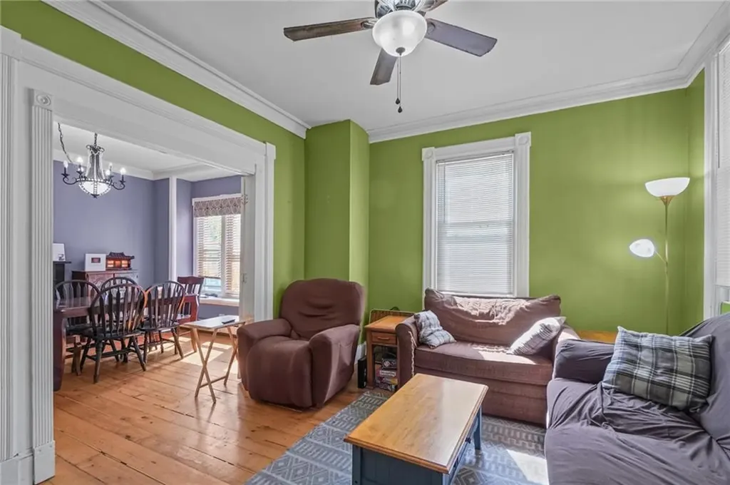 98 Andem Street Providence RI 02909