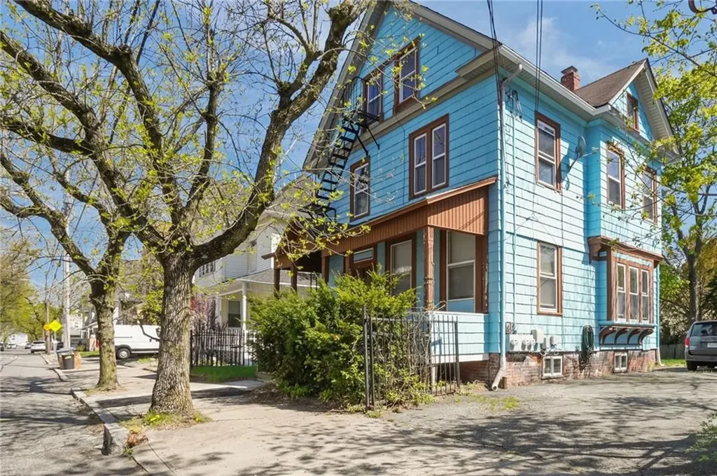 98 Andem Street Providence RI 02909