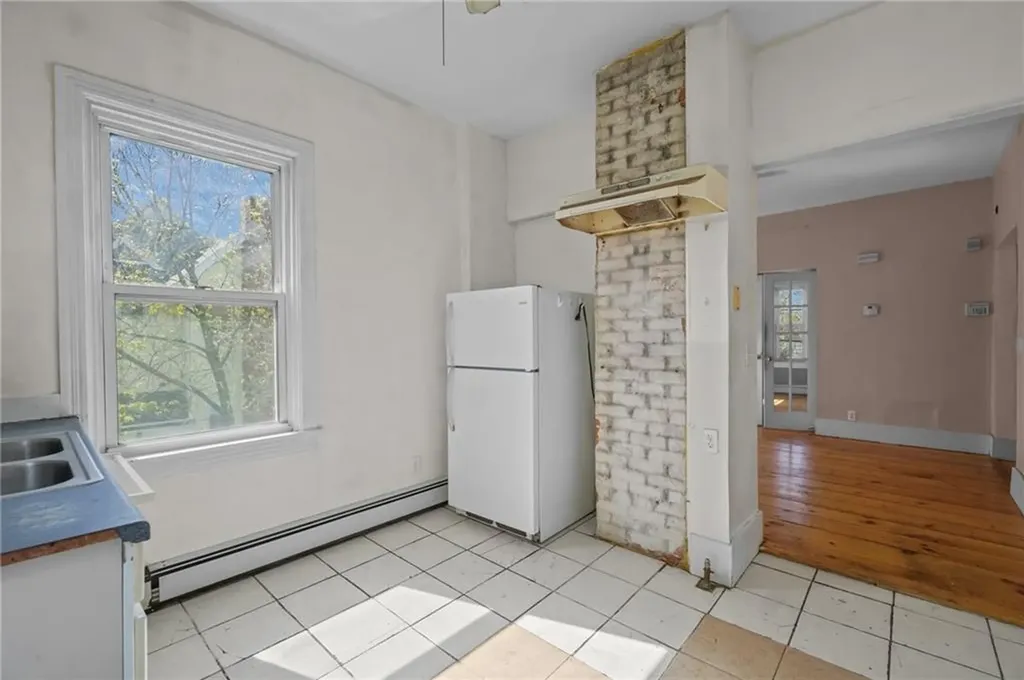 98 Andem Street Providence RI 02909