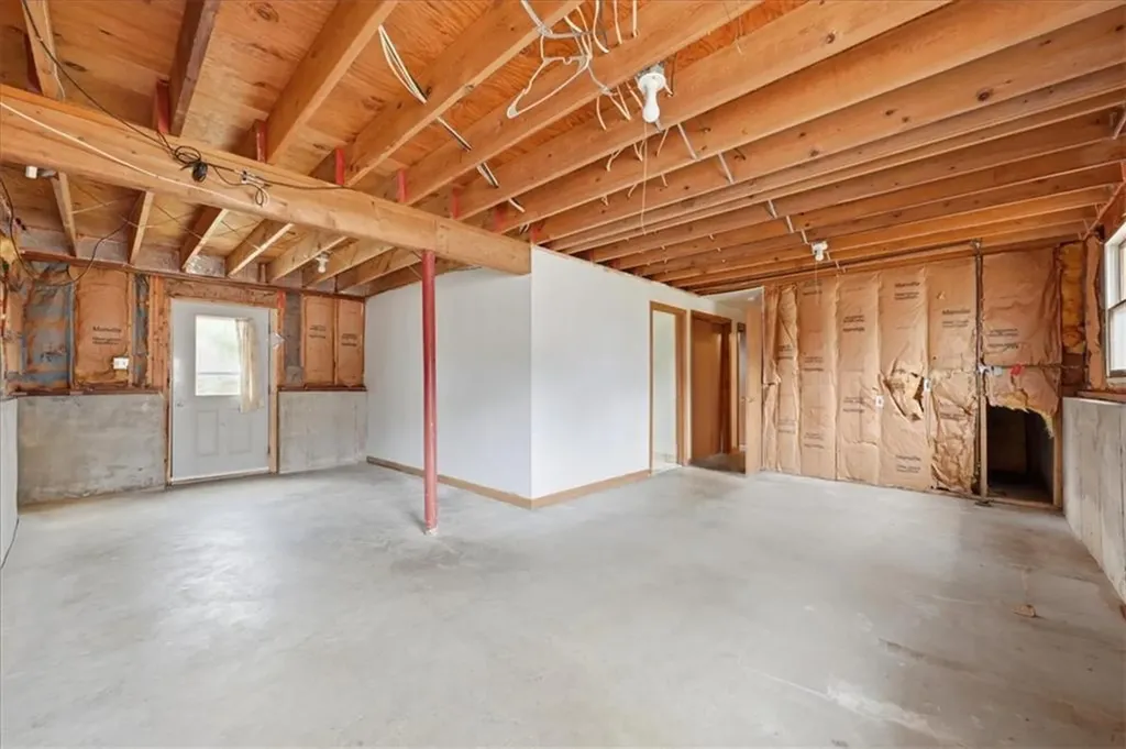 7 Brookview Court Westerly RI 02891