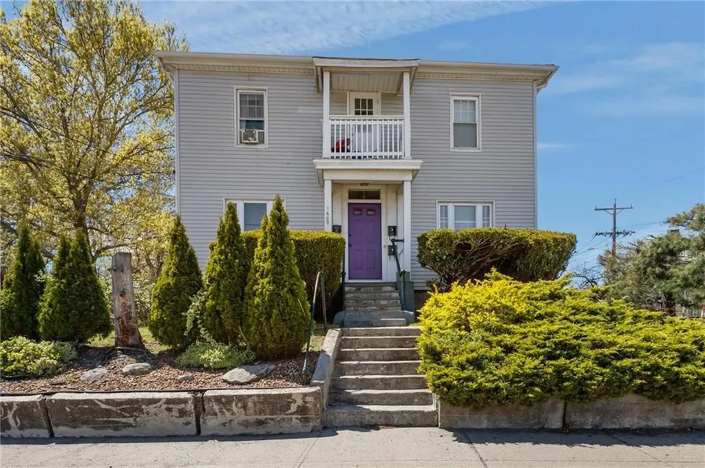 1609 Elmwood Avenue Cranston RI 02910