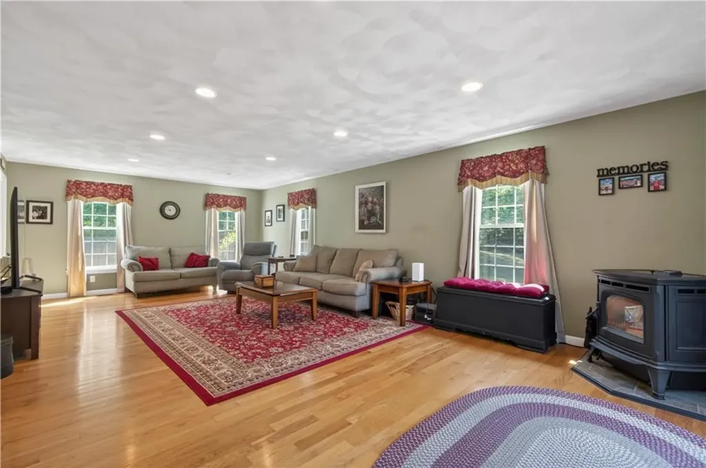 245 Jackson Schoolhouse Road Burrillville RI 02859
