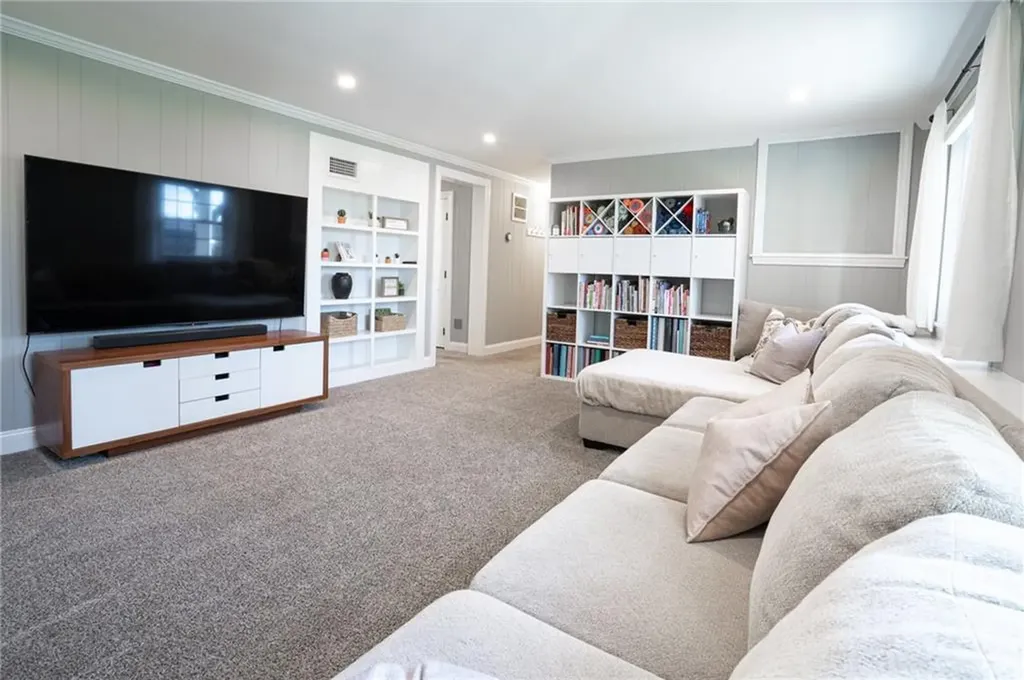 224 Foote Street Barrington RI 02806