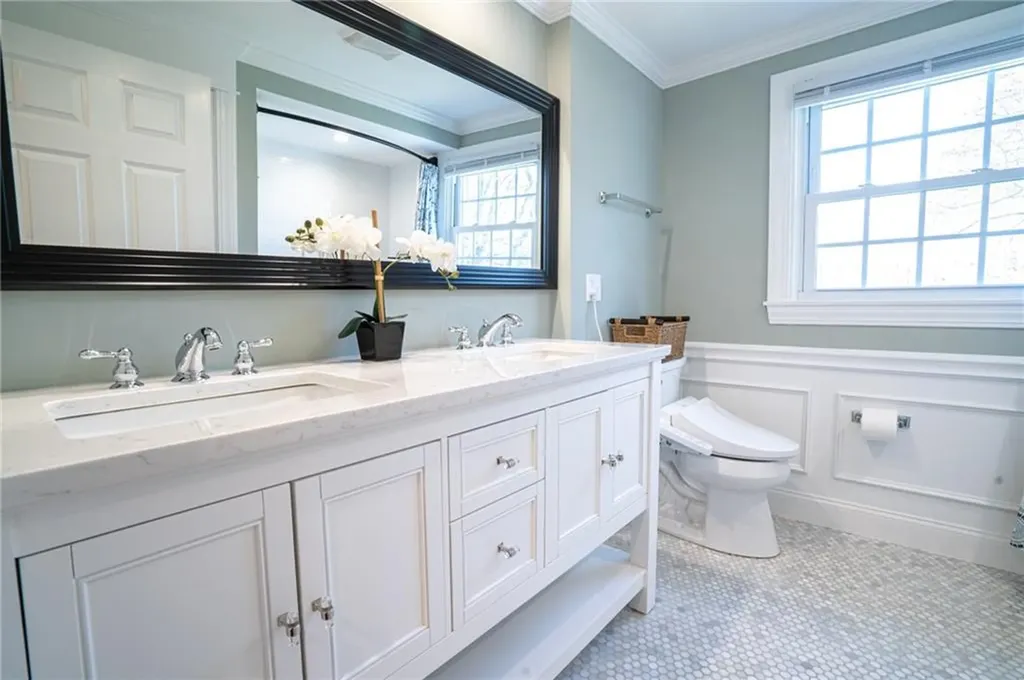 224 Foote Street Barrington RI 02806
