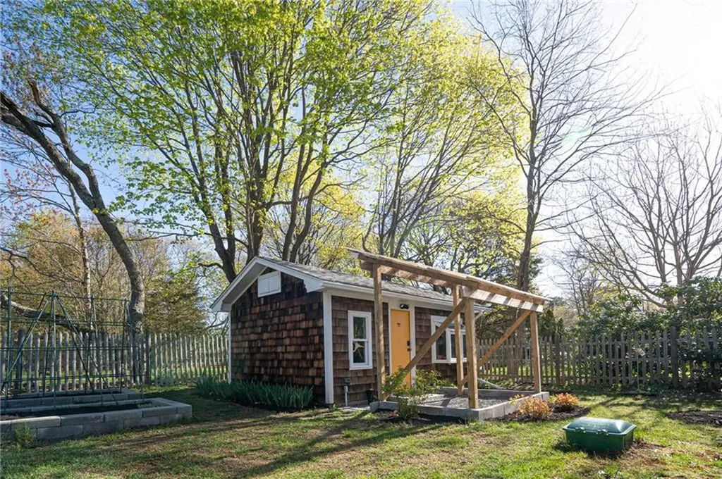 224 Foote Street Barrington RI 02806