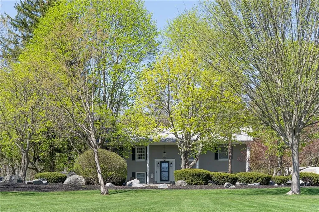 224 Foote Street Barrington RI 02806