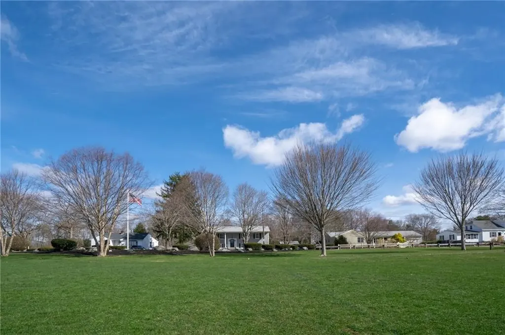 224 Foote Street Barrington RI 02806
