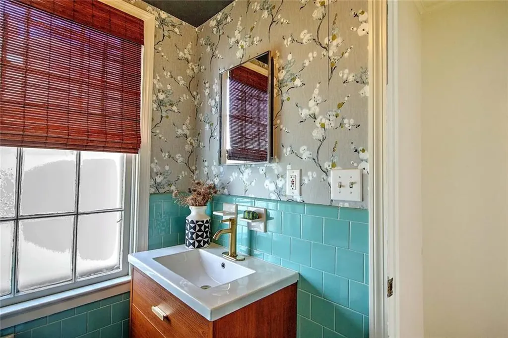 152 Congdon Street Providence RI 02906