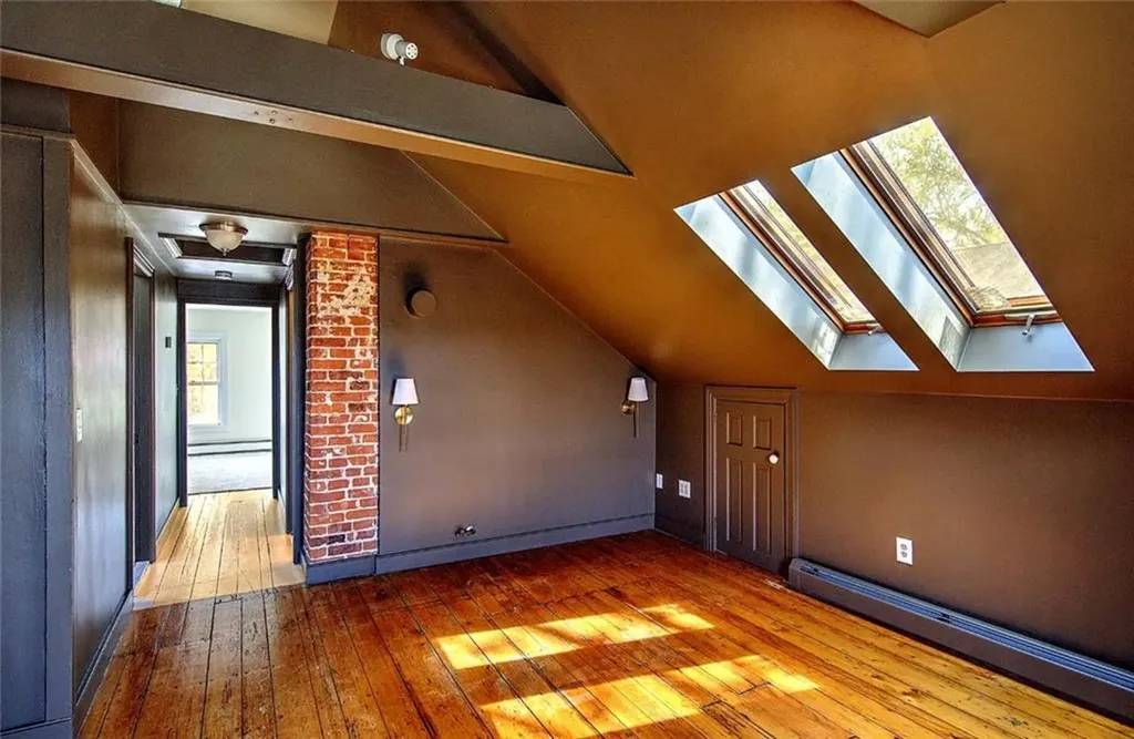 152 Congdon Street Providence RI 02906