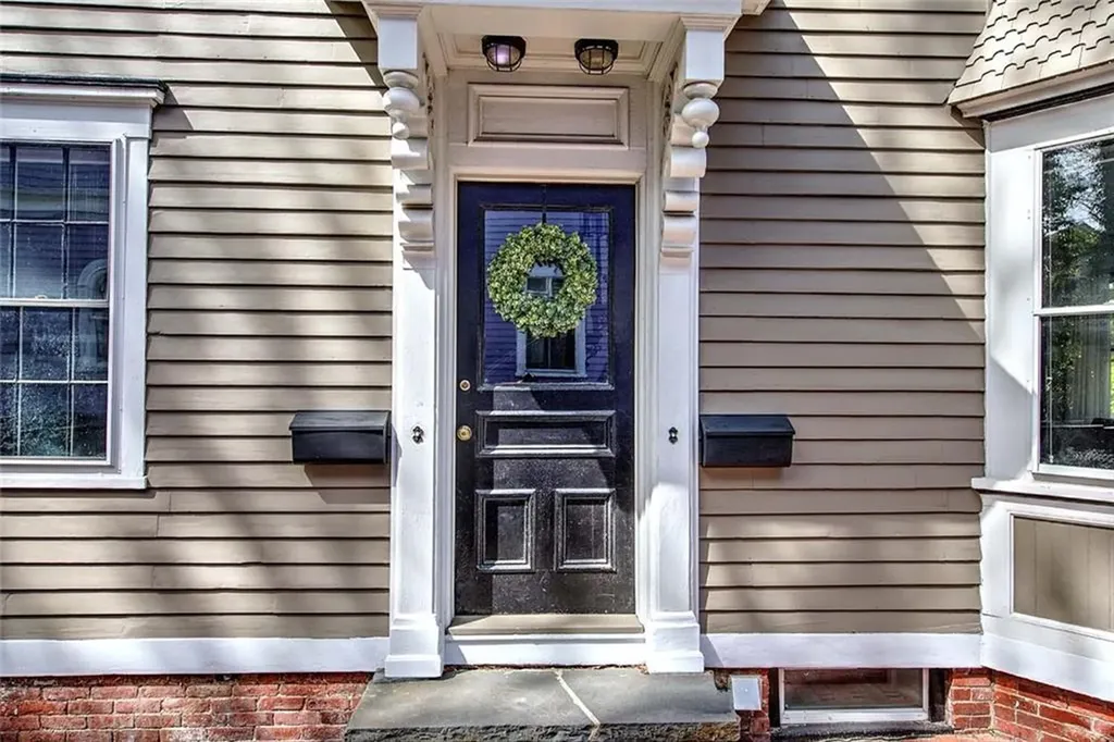 152 Congdon Street Providence RI 02906