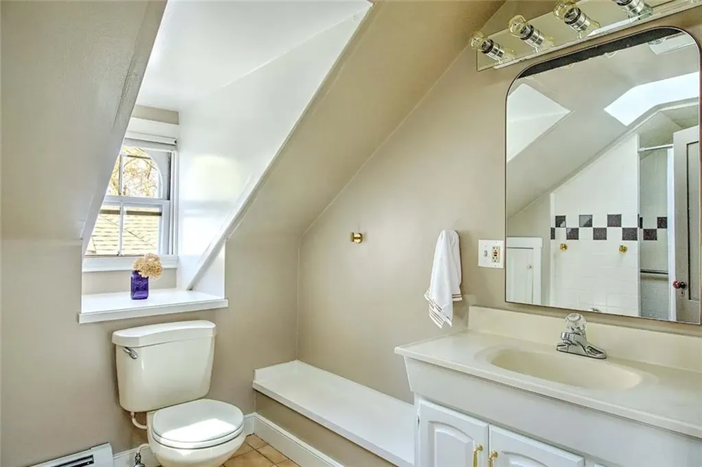 152 Congdon Street Providence RI 02906