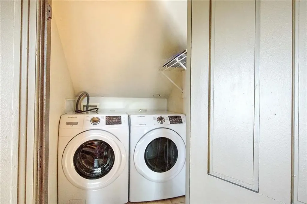 152 Congdon Street Providence RI 02906