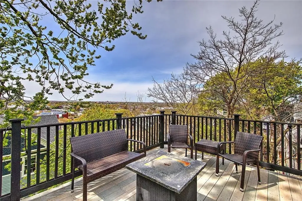 152 Congdon Street Providence RI 02906