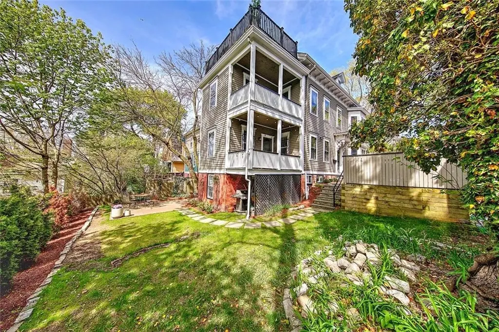 152 Congdon Street Providence RI 02906