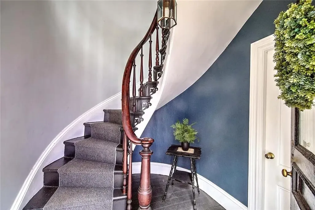 152 Congdon Street Providence RI 02906