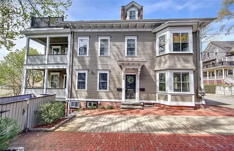 152 Congdon Street Providence RI 02906