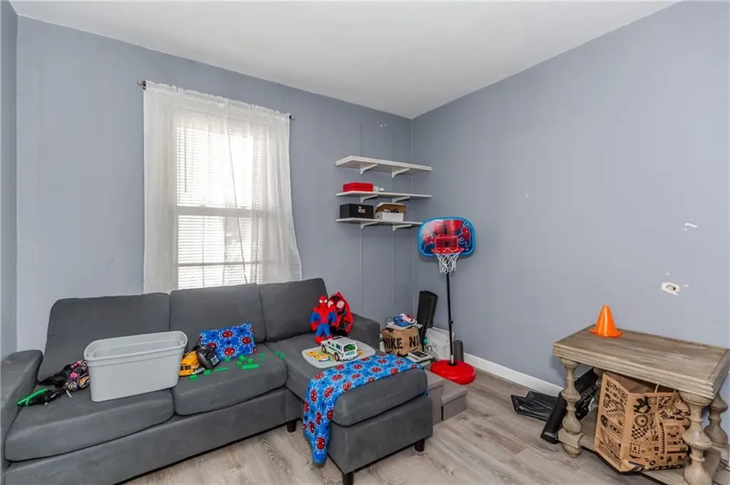 253 Waterman Avenue Smithfield RI 02917