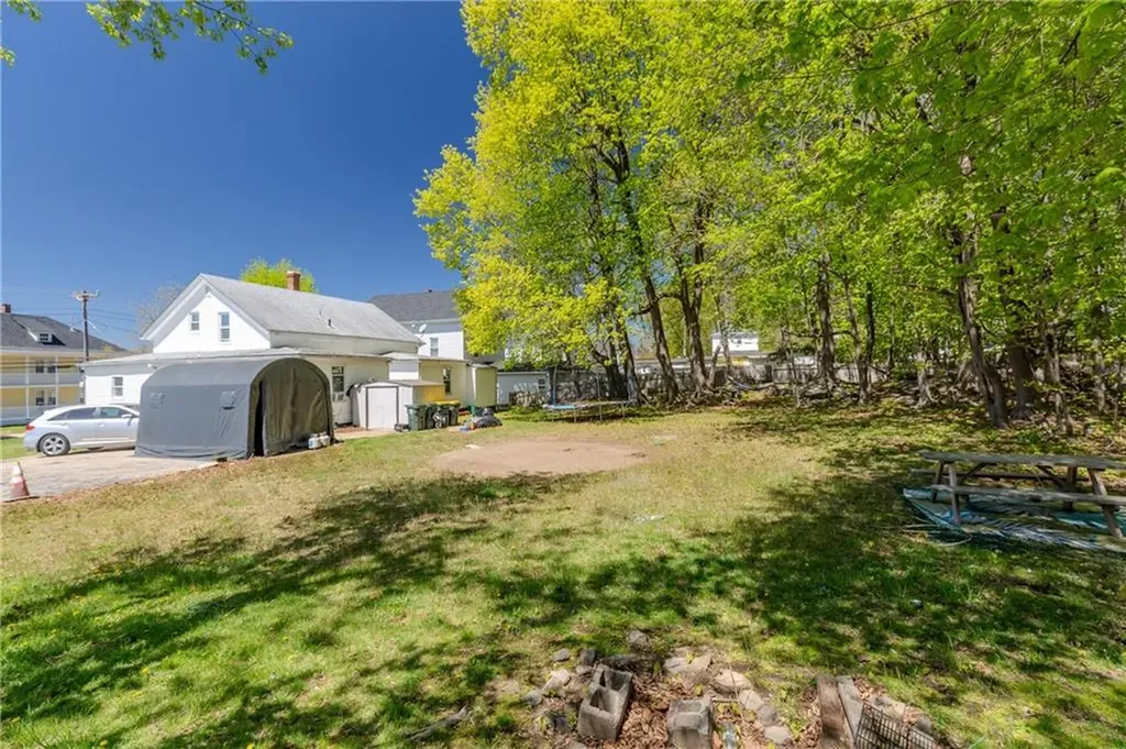 253 Waterman Avenue Smithfield RI 02917