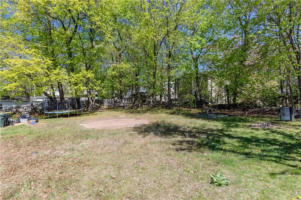 253 Waterman Avenue Smithfield RI 02917