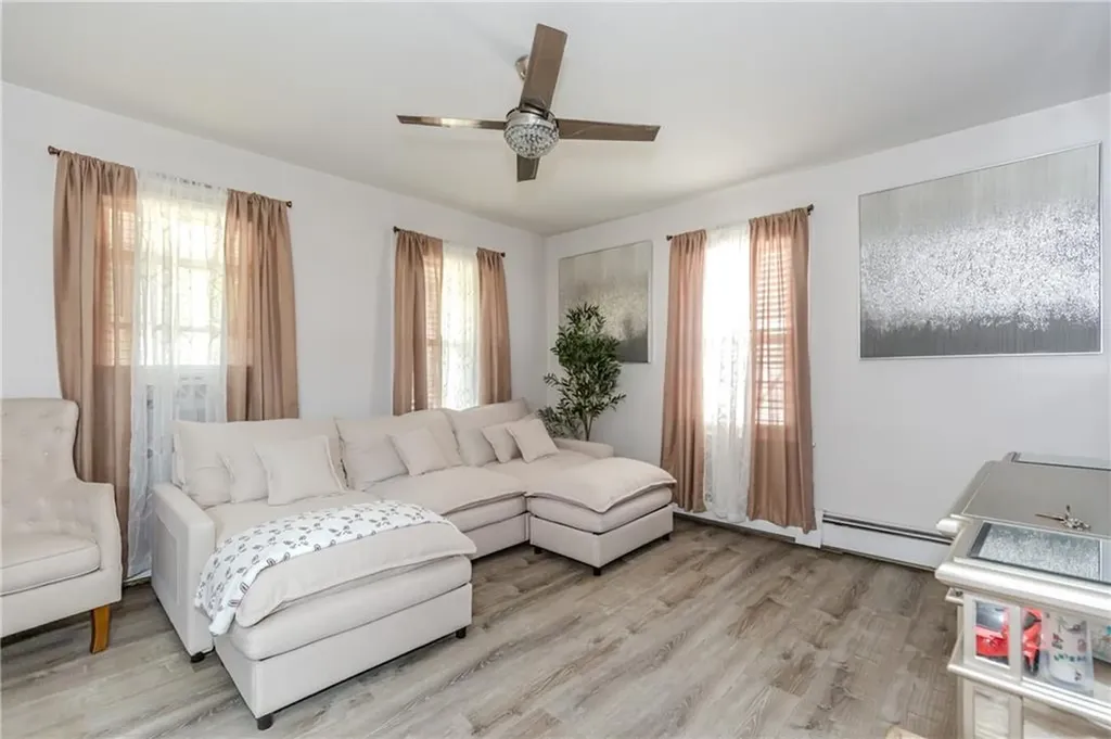 253 Waterman Avenue Smithfield RI 02917
