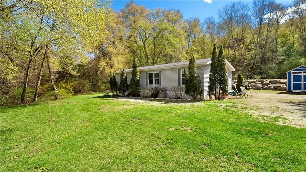 165 Spring Street Hopkinton RI 02832