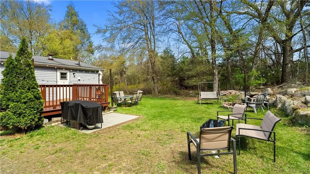165 Spring Street Hopkinton RI 02832