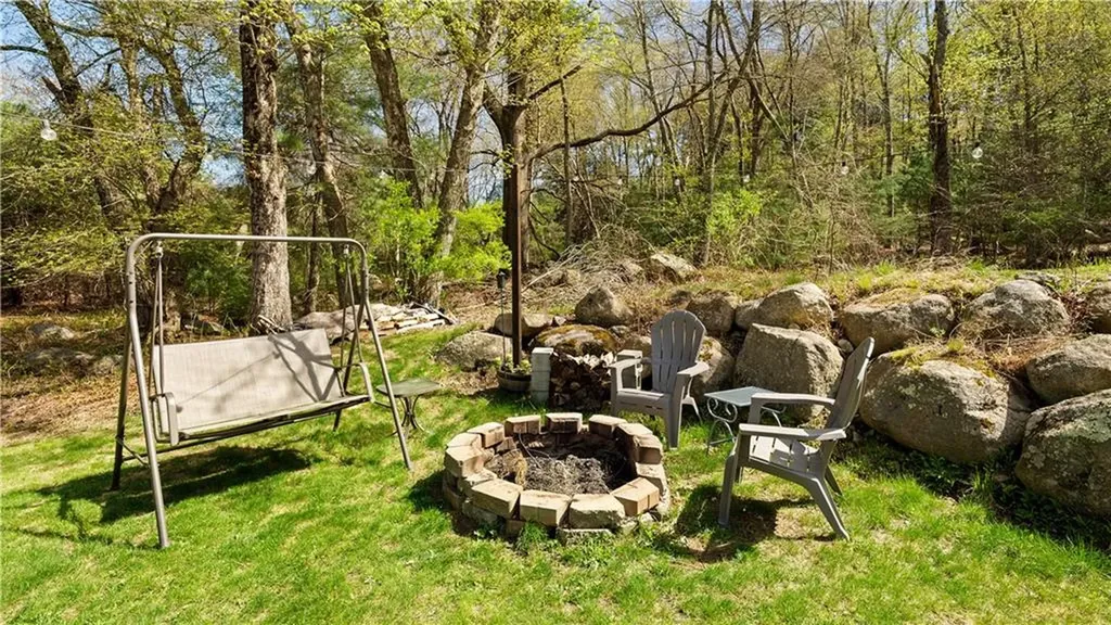 165 Spring Street Hopkinton RI 02832