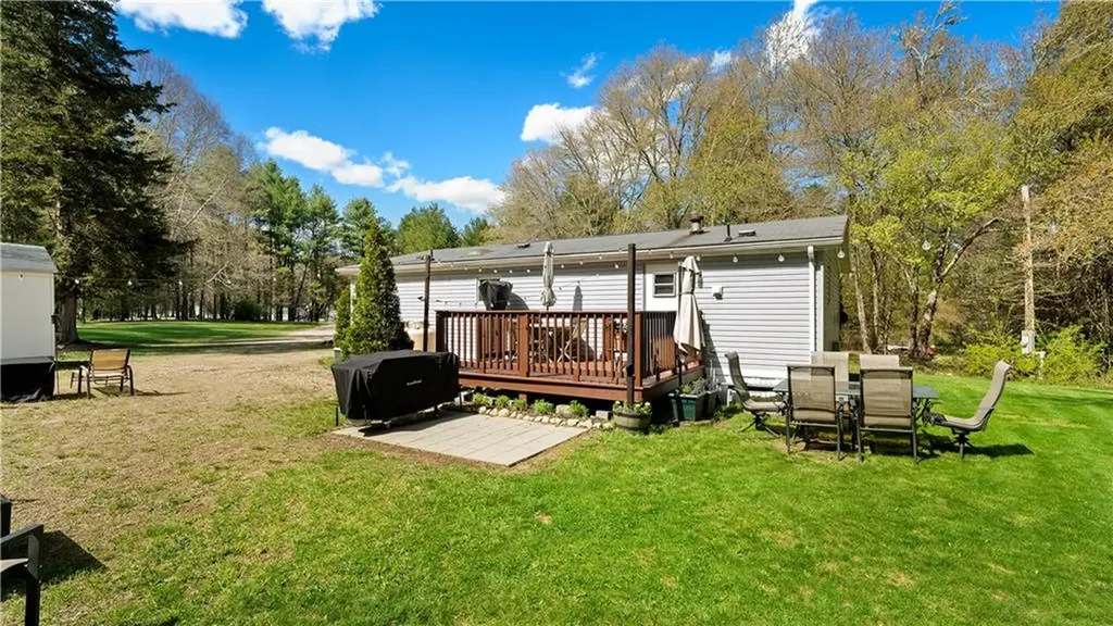 165 Spring Street Hopkinton RI 02832