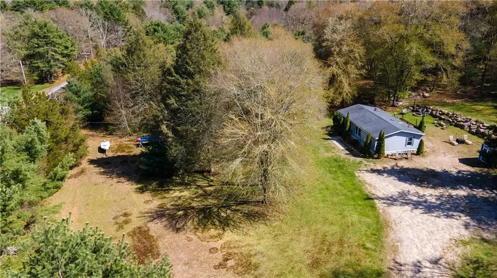 165 Spring Street Hopkinton RI 02832