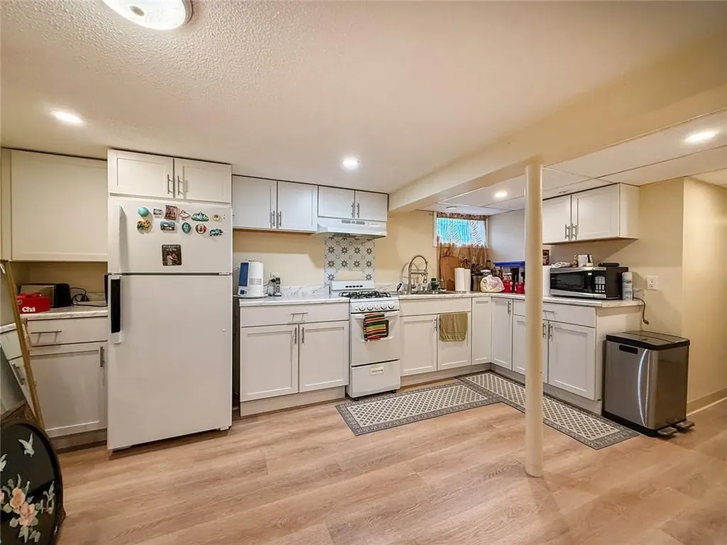 104 Bates Street Pawtucket RI 02861