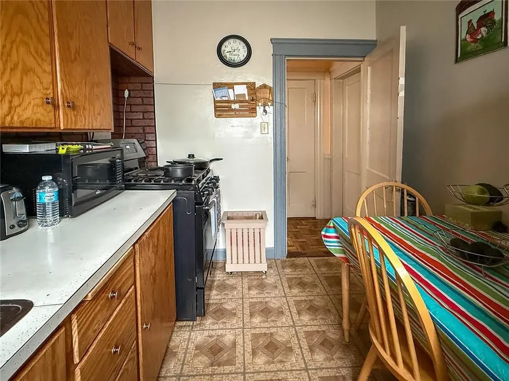 104 Bates Street Pawtucket RI 02861