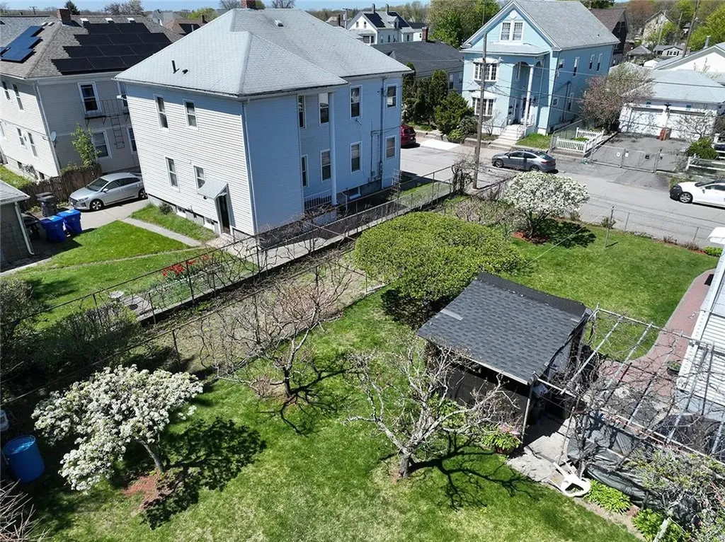104 Bates Street Pawtucket RI 02861