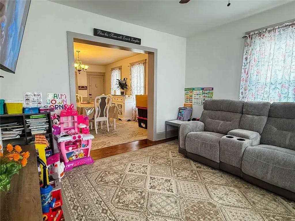 104 Bates Street Pawtucket RI 02861