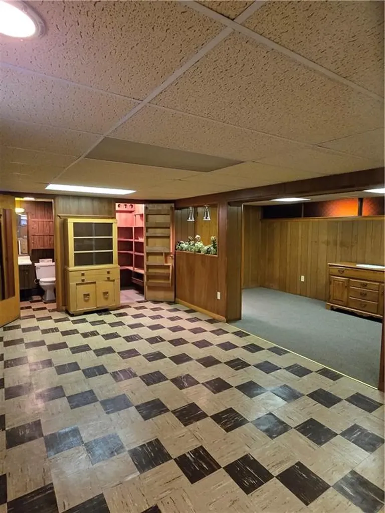 60 Charlotte Street North Providence RI 02904