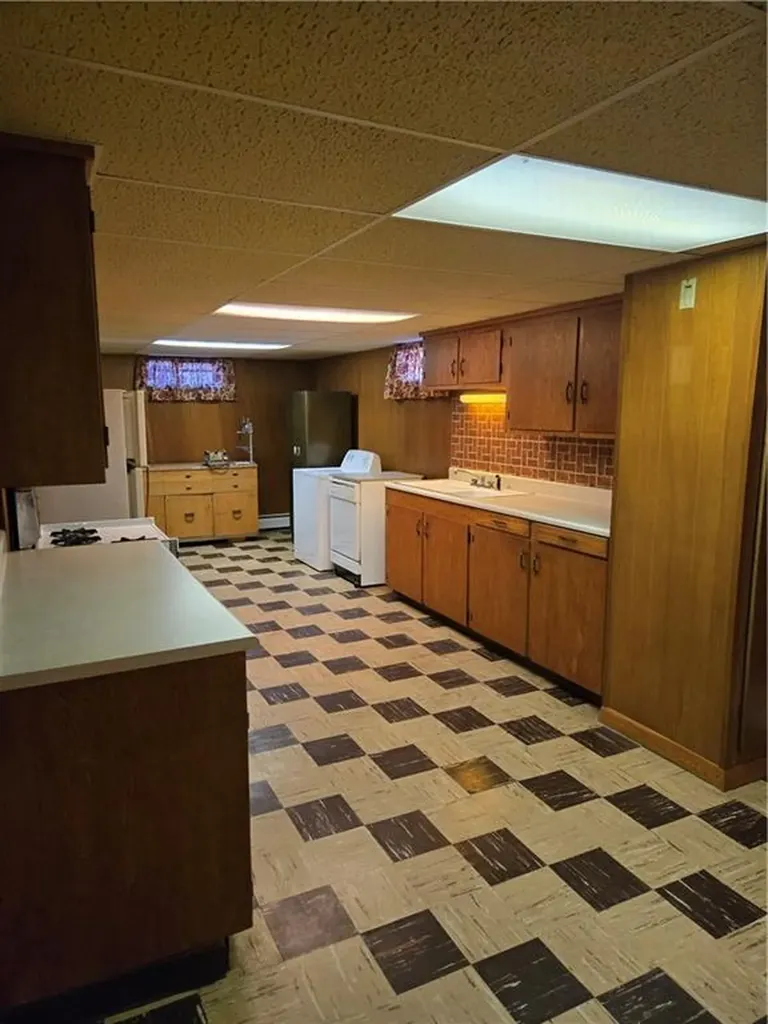 60 Charlotte Street North Providence RI 02904