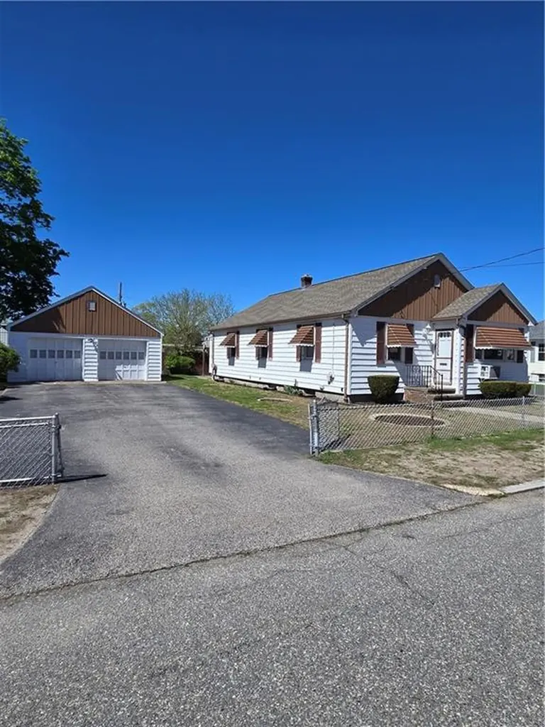 60 Charlotte Street North Providence RI 02904