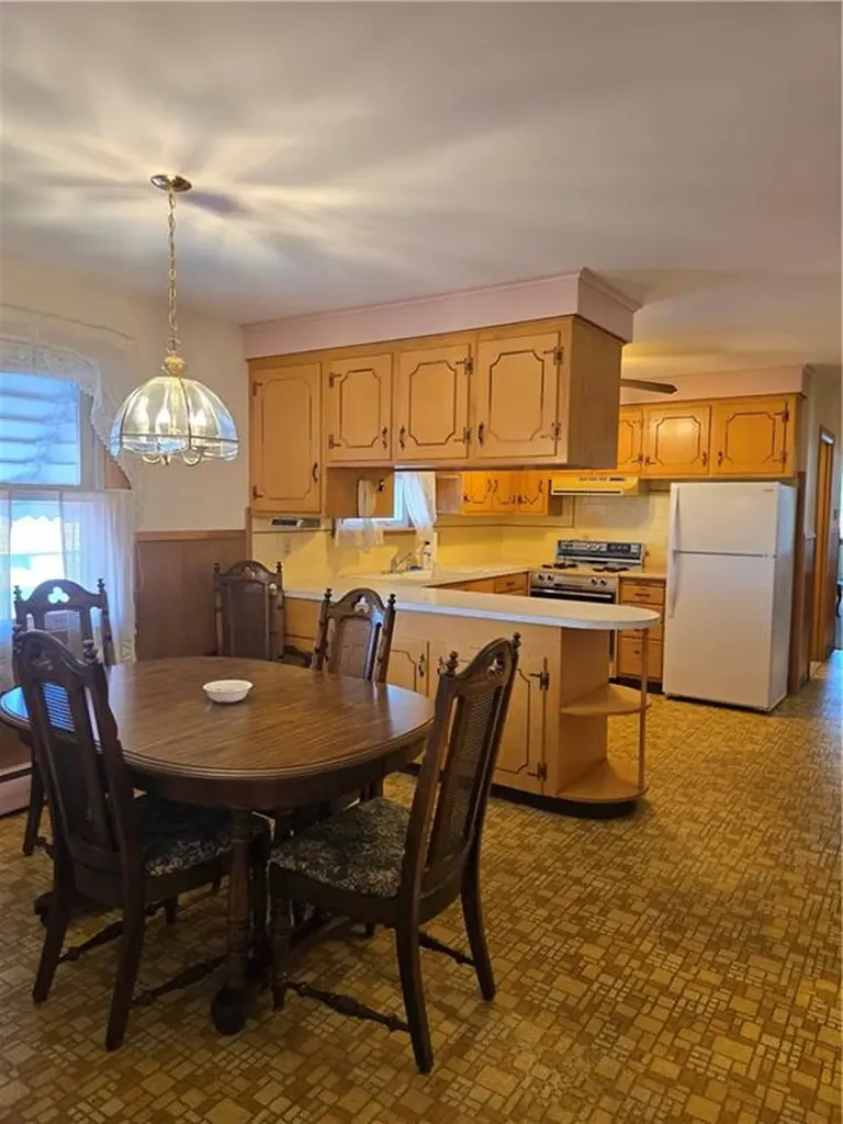 60 Charlotte Street North Providence RI 02904