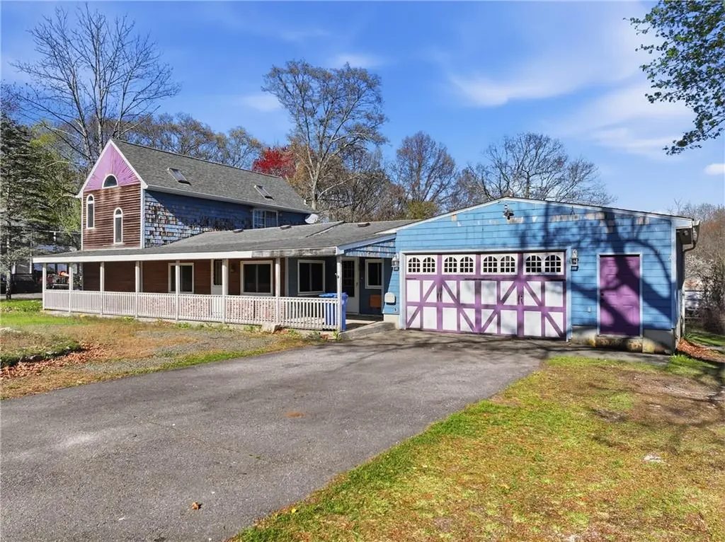 221 Curran Road Cumberland RI 02864