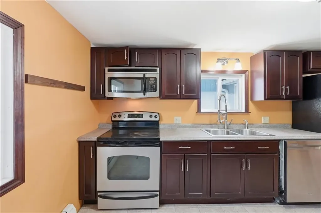 221 Curran Road Cumberland RI 02864