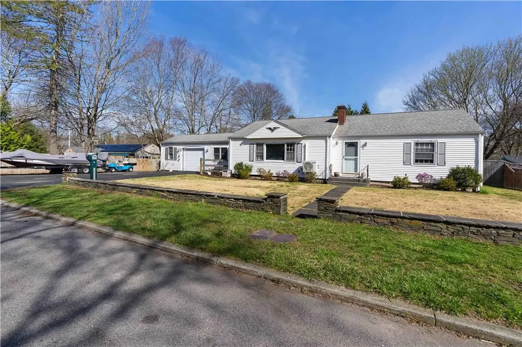 11 Terrace Drive Bristol RI 02809