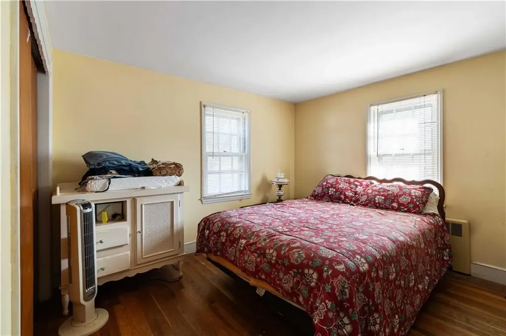11 Terrace Drive Bristol RI 02809