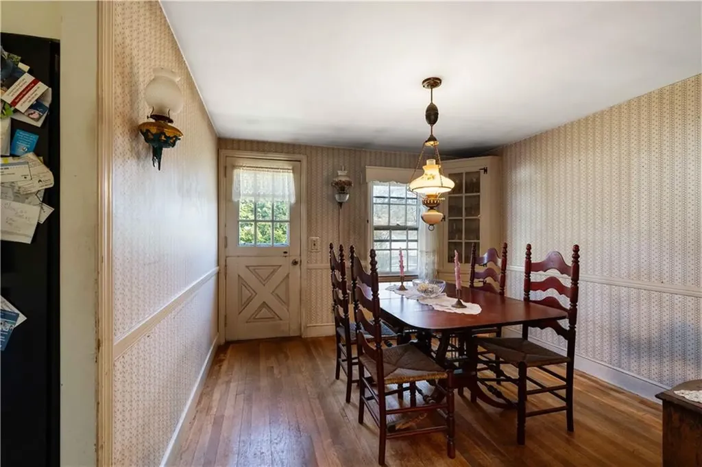 11 Terrace Drive Bristol RI 02809