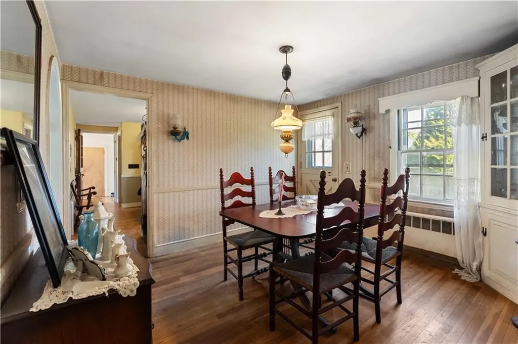 11 Terrace Drive Bristol RI 02809