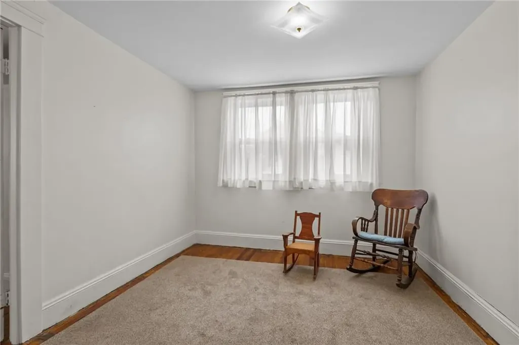 86 Fall Street Woonsocket RI 02895