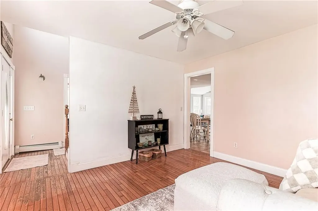 4 Laurel Avenue Westerly RI 02891