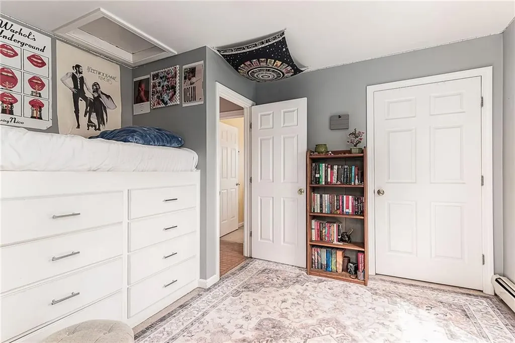 4 Laurel Avenue Westerly RI 02891
